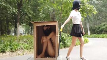 北京天使DensTinon有声音版!狗箱Nudeinthepark-Box