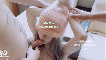 台湾【vavababy】游戏输了老公看着老婆被搞..